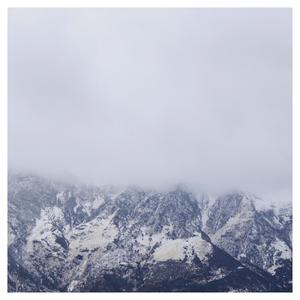 杨幂A片一二三区视频
